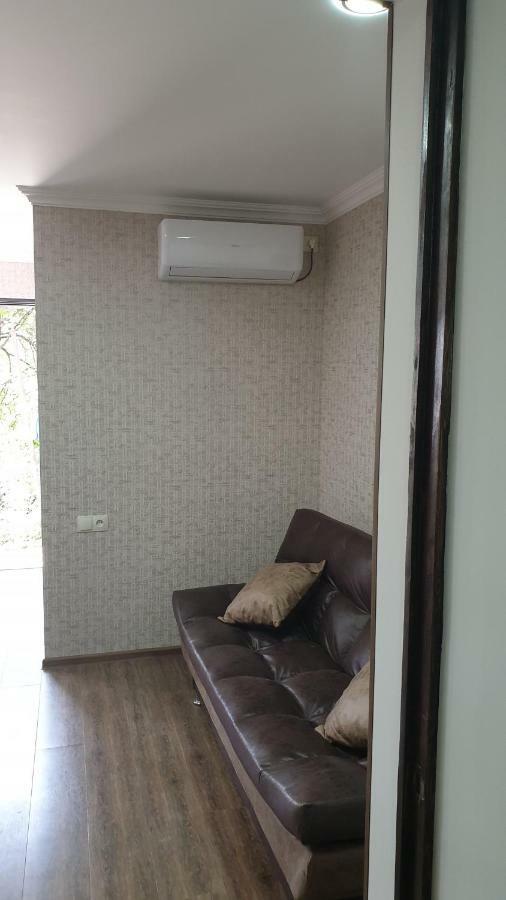 Comfort Tbilisi Luaran gambar