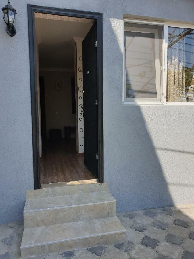 Comfort Tbilisi Luaran gambar